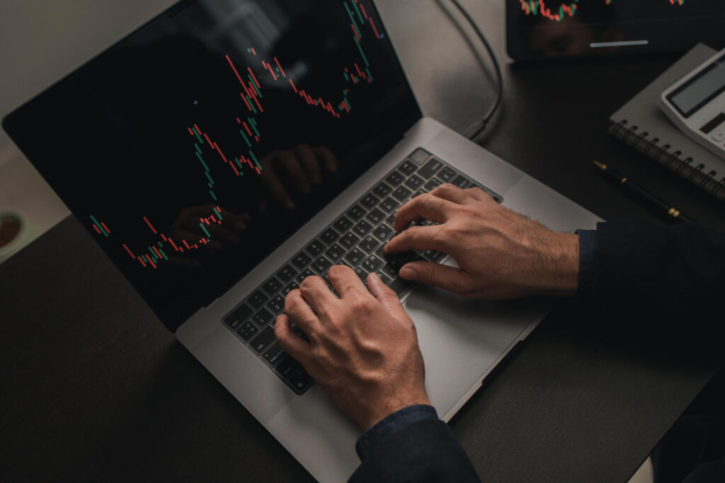 4 ความเสี่ยงที่ใช้ในการเทรด Forex: เข้าใจเพื่อจัดการความเสี่ยงอย่างมีประสิทธิภาพ